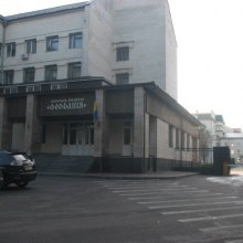 Вид на административный корпус